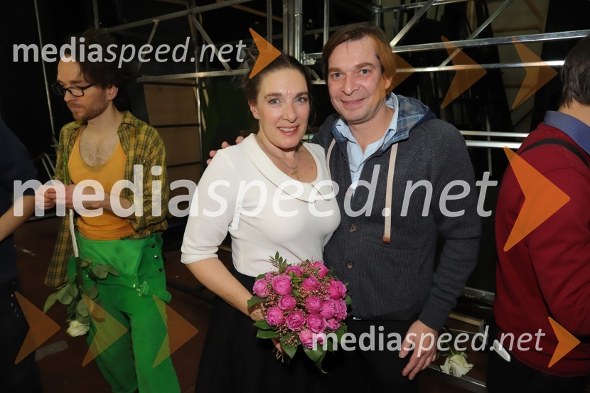  Maša Žilavec, igralka;  Anton Bogov, baletni solistSamo ne se ustavit!, premiera drame v SNG Maribor