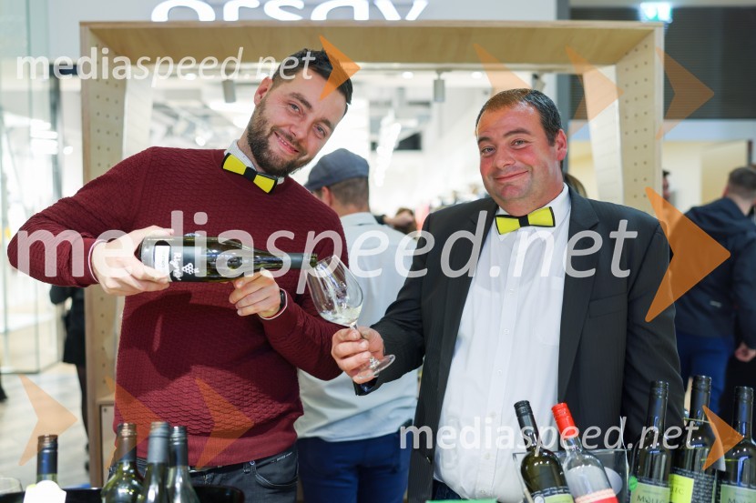  Aleksander Rigo, Rigo Vino;  Dušan  Mulec, Vinogradništvo MulecPubeci 2022 v centru Aleja Ljubljana