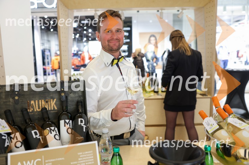  Domen Jaunik, Vinogradništvo JaunikPubeci 2022 v centru Aleja Ljubljana