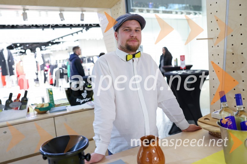 Pubeci 2022 v centru Aleja Ljubljana