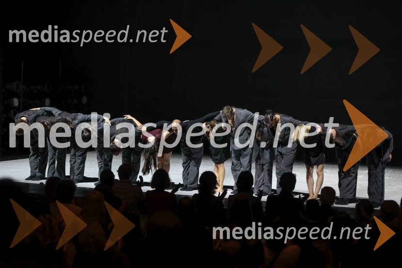 Skupina Ballets Jazz MontrealDANCE ME, premiera plesne predstave v Cankarjevem domu