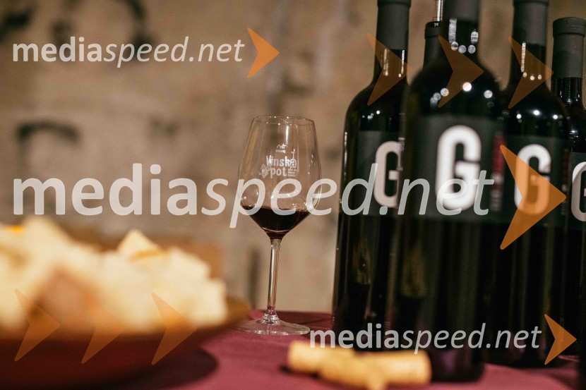 Vinska pot v rovih pod starim Kranjem 2022, sobota