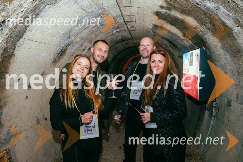 Vinska pot v rovih pod starim Kranjem 2022, sobota