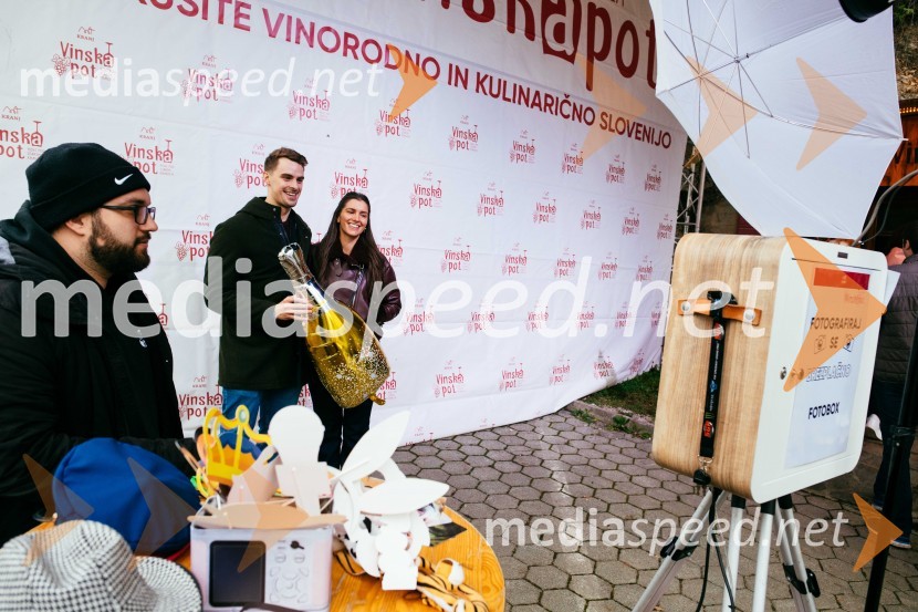 Vinska pot v rovih pod starim Kranjem 2022, sobota