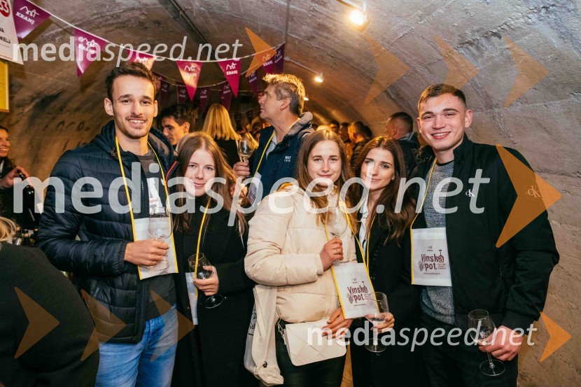 Vinska pot v rovih pod starim Kranjem 2022, sobota