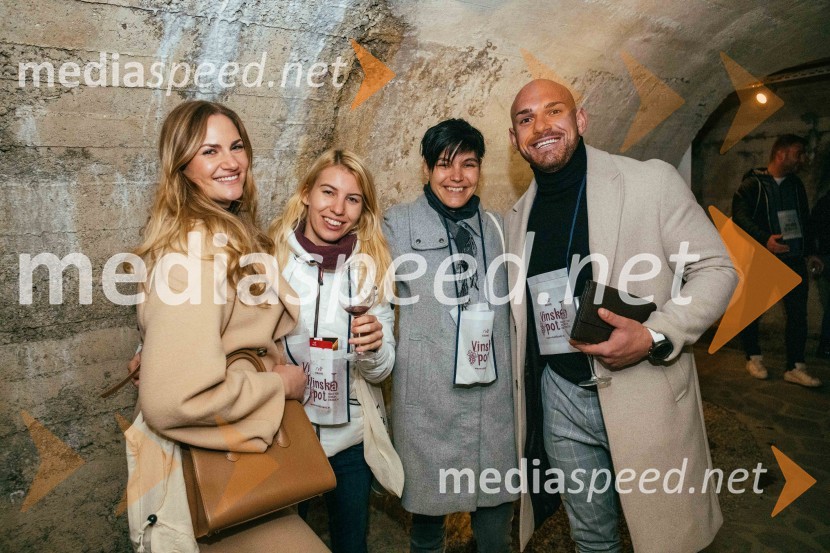 Vinska pot v rovih pod starim Kranjem 2022, sobota