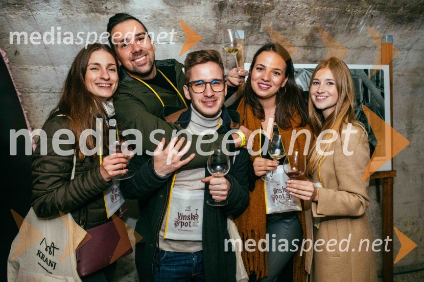 Vinska pot v rovih pod starim Kranjem 2022, sobota