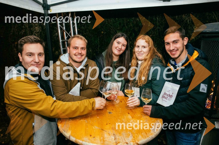 Vinska pot v rovih pod starim Kranjem 2022, sobota