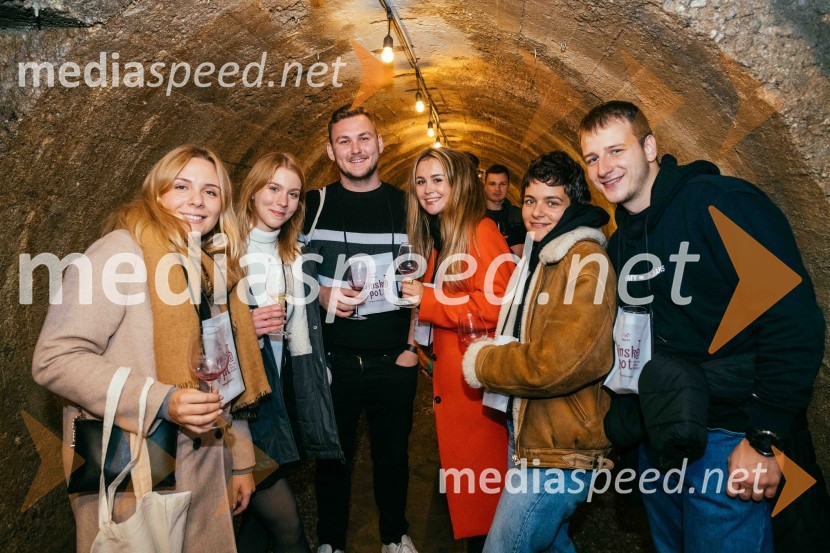 Vinska pot v rovih pod starim Kranjem 2022, sobota