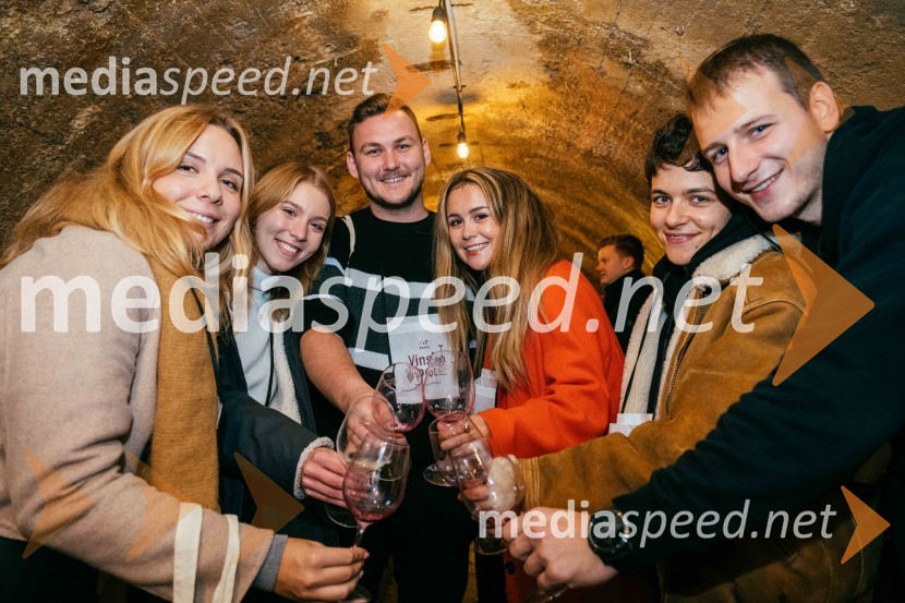 Vinska pot v rovih pod starim Kranjem 2022, sobota