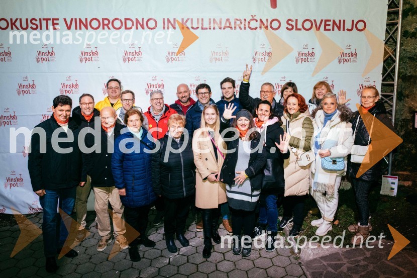 Vinska pot v rovih pod starim Kranjem 2022, sobota