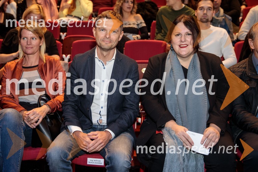  Simona Škufca Zaveršek; mag. Boštjan Škufca Zaveršek, podpredsednik uprave, Telekom Slovenija;  Uršula Cetinski, generalna direktorica, Cankarjev dom33. LIFFE, zaključek ljubljanskega mednarodnega filmskega festivala