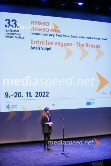  Ivana  Novak, glasbenica in televizijska voditeljica33. LIFFE, zaključek ljubljanskega mednarodnega filmskega festivala