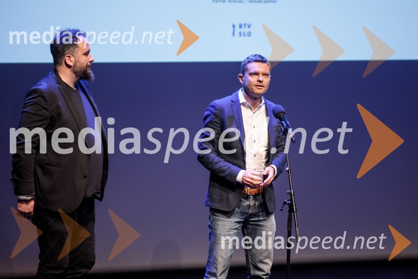  Dušan  Kasalica, filmski režiser; mag. Boštjan Škufca Zaveršek, podpredsednik uprave, Telekom Slovenija33. LIFFE, zaključek ljubljanskega mednarodnega filmskega festivala