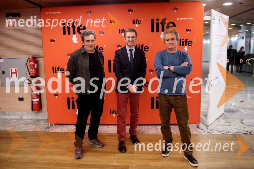  Arnaud Larrieu , Filmski režiser;  Karl Cogard, direktor, Francoski inštitut v Sloveniji;  Jean-Marie  Larrieu, Filmski režiser33. LIFFE, zaključek ljubljanskega mednarodnega filmskega festivala