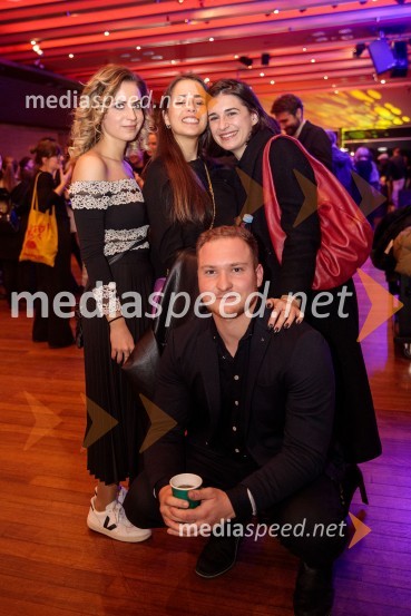  Laura Levec, vodja službe za goste, 33. LIFFE33. LIFFE, zaključek ljubljanskega mednarodnega filmskega festivala