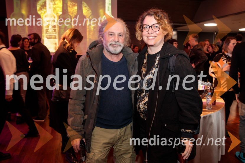  Miha Hočevar, režiser in scenarist;  Deja  Crnovič, sociologinja, raziskovalka, publicistka in novinarka33. LIFFE, zaključek ljubljanskega mednarodnega filmskega festivala
