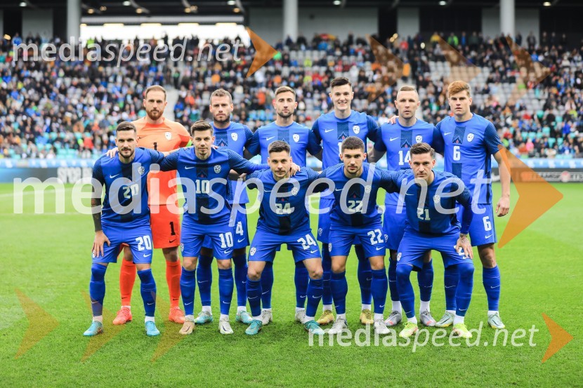  Jan Oblak, nogometaš, Atletico Madrid;  Miha Blažič, nogometaš, NK Domžale;  Andraž Šporar, nogometaš, ŠK Slovan Bratislava;  Benjamin Šeško, nogometaš;  Jasmin Kurtić, nogometaš, Spal;  Jaka Bijol, nogometaš, PFC CSKA Moskva;  Petar Stojanović, nogometaš, GNK Dinamo Zagreb;  Miha Zajc, nogometaš, Fenerbahče SK;  Gregor  Sikošek, nogometaš, NK Maribor;  Adam Gnezda Čerin, nogometaš, NK Domžale;  Benjamin Verbič, nogometaš, Dinamo KijevNogometna tekma Slovenija - Črna gora