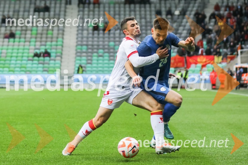  ... ;  Gregor  Sikošek, nogometaš, NK MariborNogometna tekma Slovenija - Črna gora