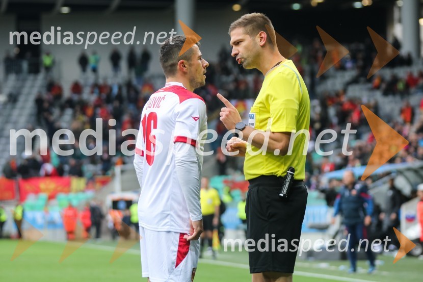 Nogometna tekma Slovenija - Črna gora