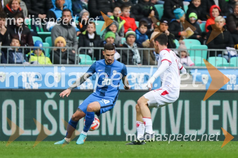  Petar Stojanović, nogometaš, GNK Dinamo Zagreb;  ... Nogometna tekma Slovenija - Črna gora