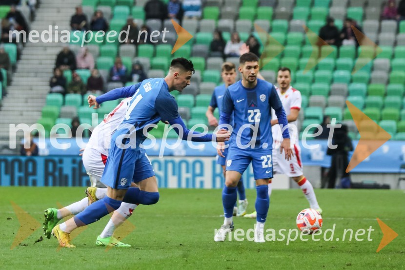  Benjamin Šeško, nogometaš;  Adam Gnezda Čerin, nogometaš, NK DomžaleNogometna tekma Slovenija - Črna gora