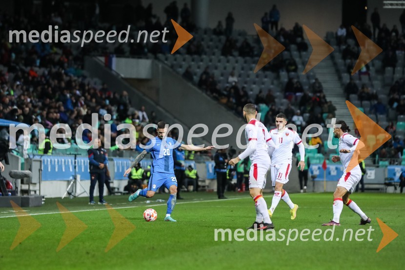  Petar Stojanović, nogometaš, GNK Dinamo ZagrebNogometna tekma Slovenija - Črna gora