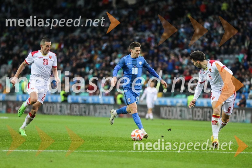  ... ;  Miha Zajc, nogometaš, Fenerbahče SK;  ... Nogometna tekma Slovenija - Črna gora