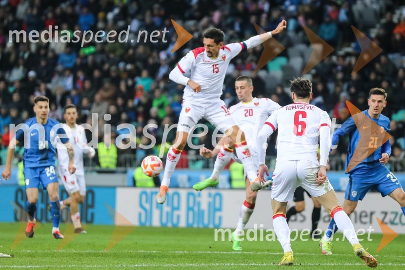 Nogometna tekma Slovenija - Črna gora