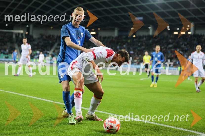 Žan  Karničnik, nogometaš;  ... Nogometna tekma Slovenija - Črna gora