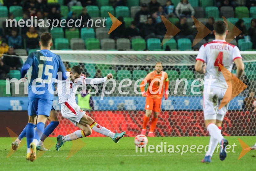Nogometna tekma Slovenija - Črna gora