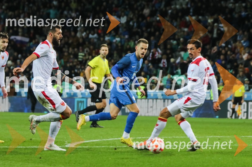  ... ;  Tomi Horvat, nogometaš, NK Mura;  ... Nogometna tekma Slovenija - Črna gora