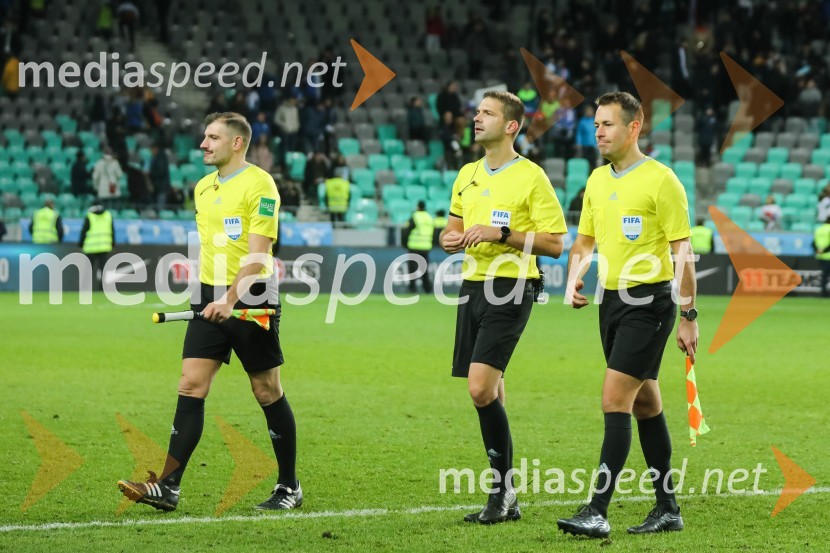 Nogometna tekma Slovenija - Črna gora