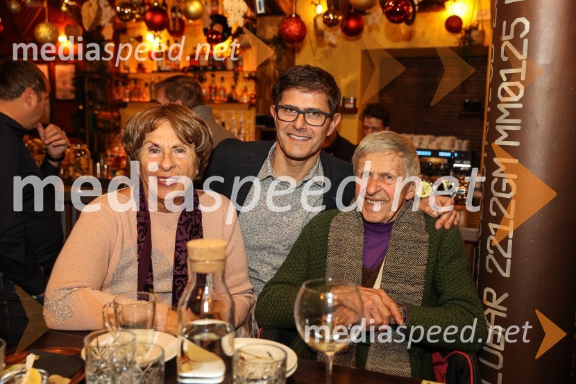  ... ;  Matjaž Rakovec, župan Mestne občine Kranj;  ... V Kranju se bosta v drugem krogu pomerila Matjaž Rakovec in Ivo Bajec