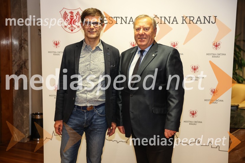  Matjaž Rakovec, župan Mestne občine Kranj;  Ivo Bajec, županski kandidat, MO KranjV Kranju se bosta v drugem krogu pomerila Matjaž Rakovec in Ivo Bajec