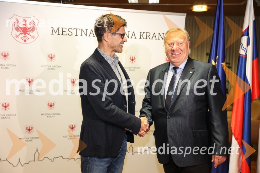  Matjaž Rakovec, župan Mestne občine Kranj;  Ivo Bajec, županski kandidat, MO KranjV Kranju se bosta v drugem krogu pomerila Matjaž Rakovec in Ivo Bajec