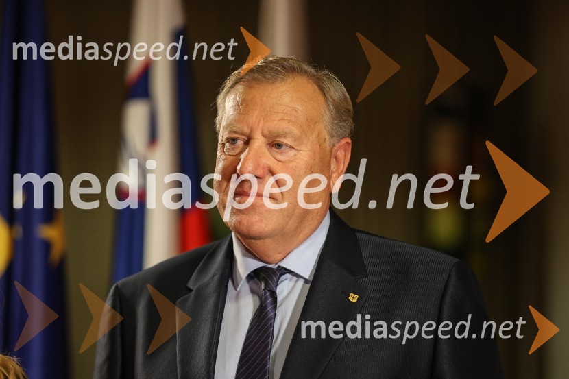  Ivo Bajec, županski kandidat, MO KranjV Kranju se bosta v drugem krogu pomerila Matjaž Rakovec in Ivo Bajec