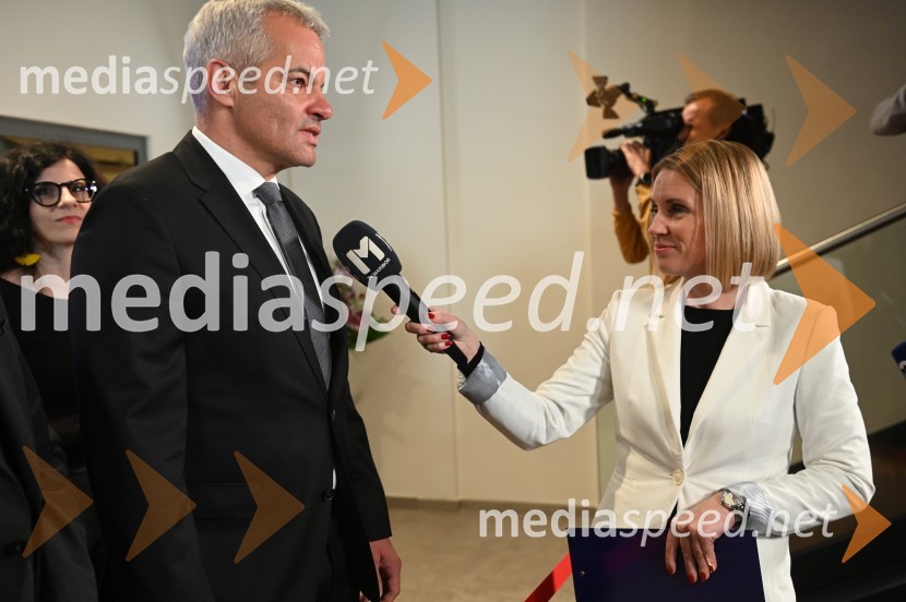  Aleksander Saša Arsenovič, župan, Mestna občina Maribor;  Jasmina Gregorec Kozole, novinarka TV SlovenijaV Mariboru drugi krog med Arsenovičem in Kanglerjem