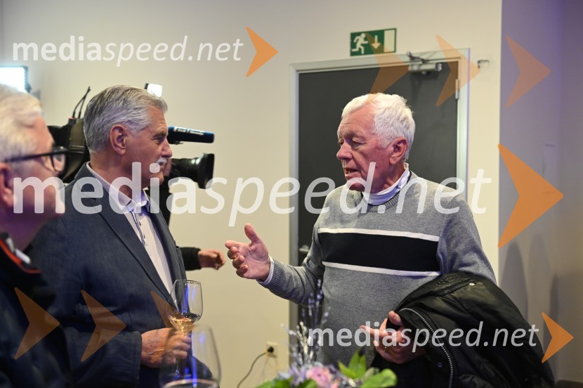  ... ;  Tone Vogrinec, športni in smučarski funkcionarV Mariboru drugi krog med Arsenovičem in Kanglerjem