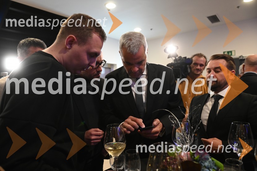  Aleksander Saša Arsenovič, župan, Mestna občina Maribor;  Matej Pavlič, MS Invest d.o.o.V Mariboru drugi krog med Arsenovičem in Kanglerjem