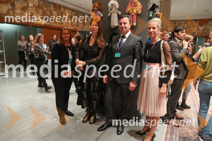 Otvoritev dobrodelne razstave UNICEF-ovih Punčk iz cunj