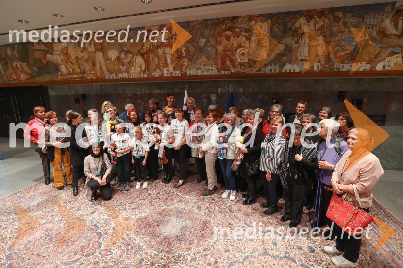 Otvoritev dobrodelne razstave UNICEF-ovih Punčk iz cunj