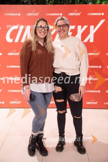 ONA VE, premiera filma v Cineplexx Ljubljana