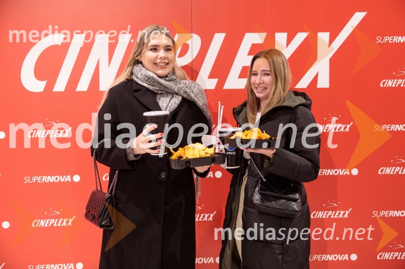 ONA VE, premiera filma v Cineplexx Ljubljana