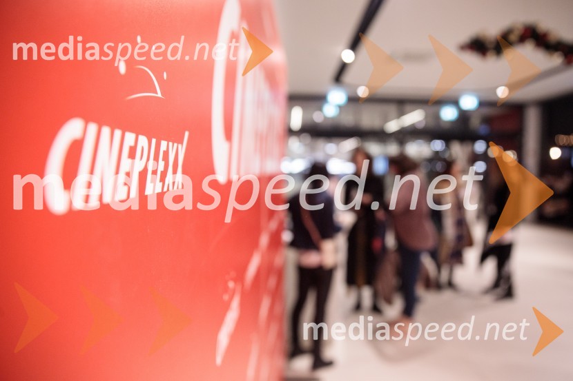 ONA VE, premiera filma v Cineplexx Ljubljana