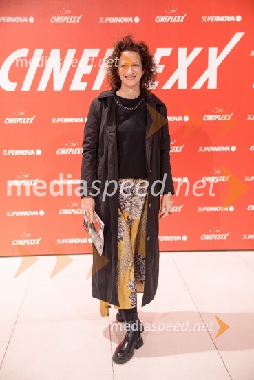  Nika Veger, lepotna blogerkaONA VE, premiera filma v Cineplexx Ljubljana