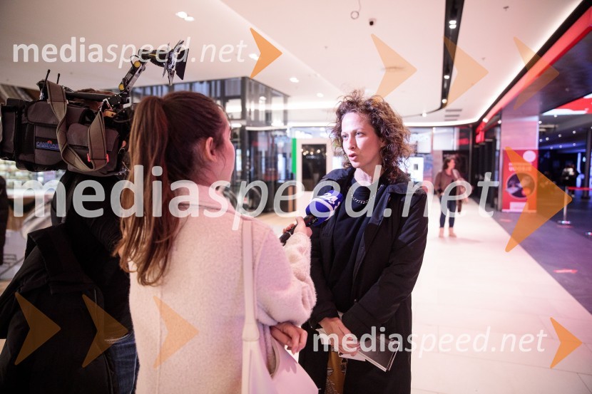  ... ;  Nika  Veger, stilistkaONA VE, premiera filma v Cineplexx Ljubljana