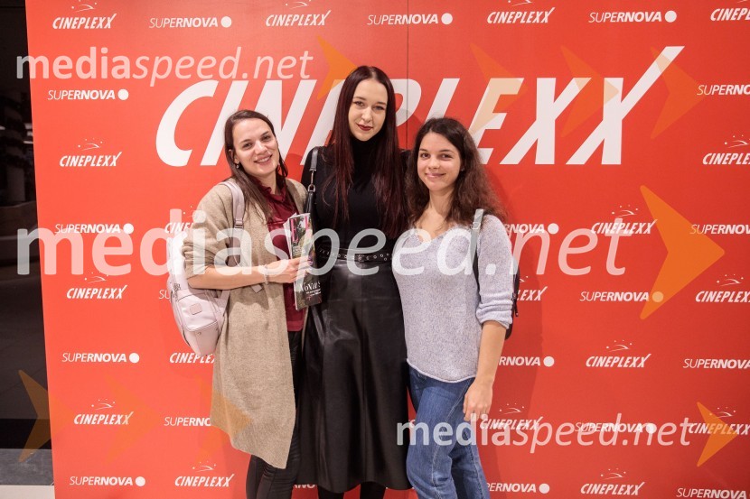 ONA VE, premiera filma v Cineplexx Ljubljana