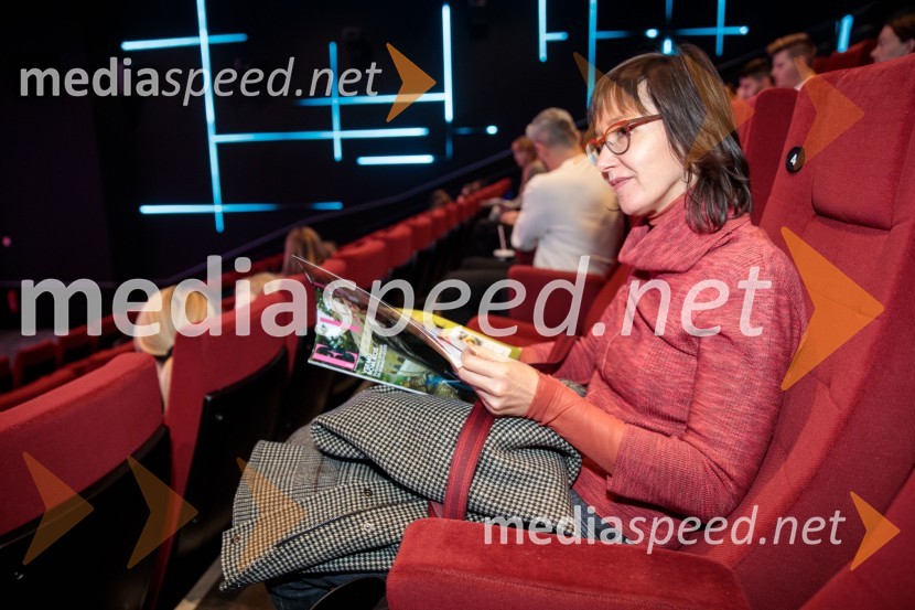 ONA VE, premiera filma v Cineplexx Ljubljana