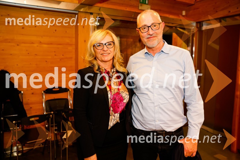  Barbara Hadalin, ZAVAS d.o.o;  Janez Hadalin, direktor, ZAVAS d.o.oISKRIVO V ŽIVO, Andrej Drapal v pogovoru z Leonom Magdalencem